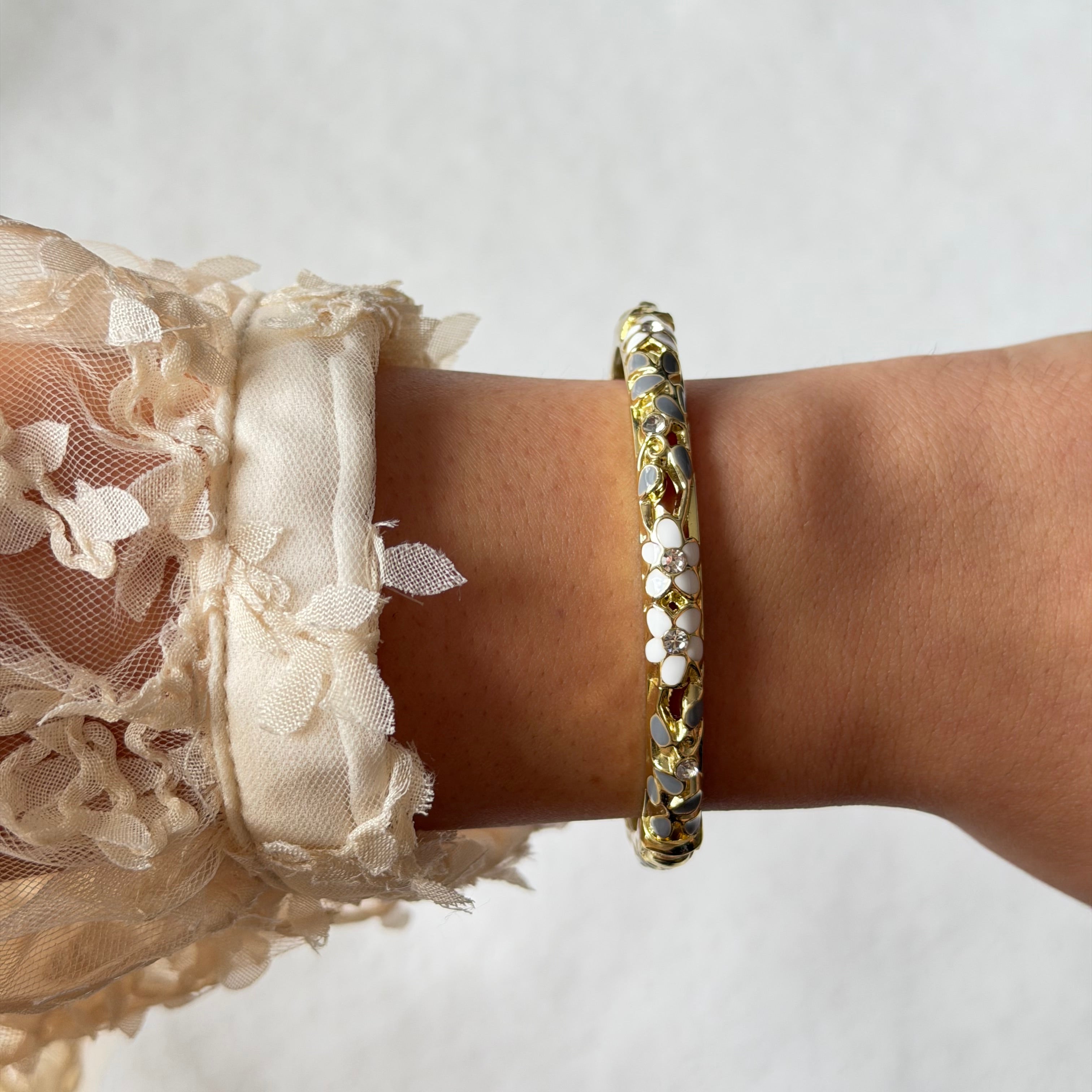LOUNÉA bangle
