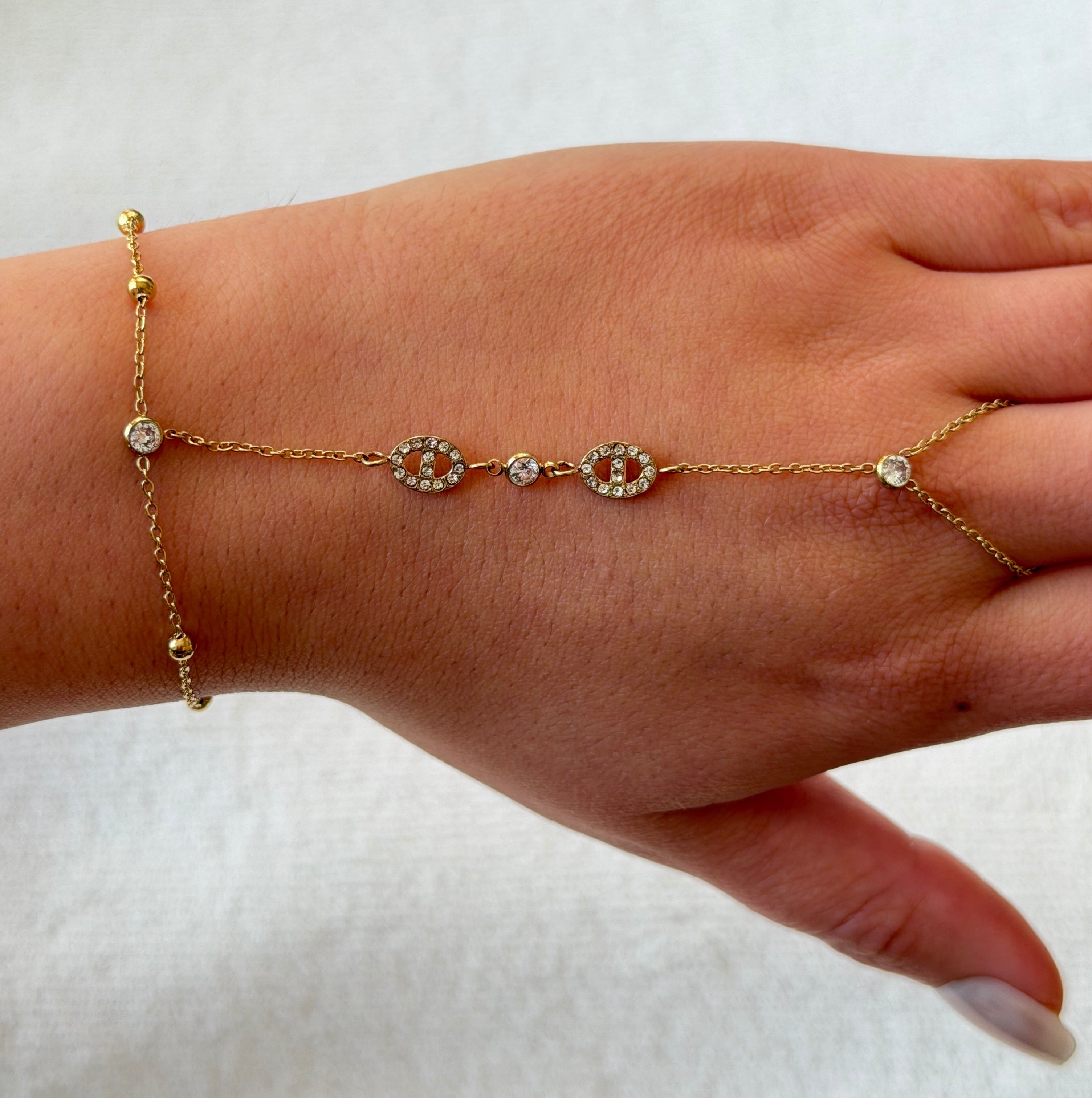 Ziya Hand Chain